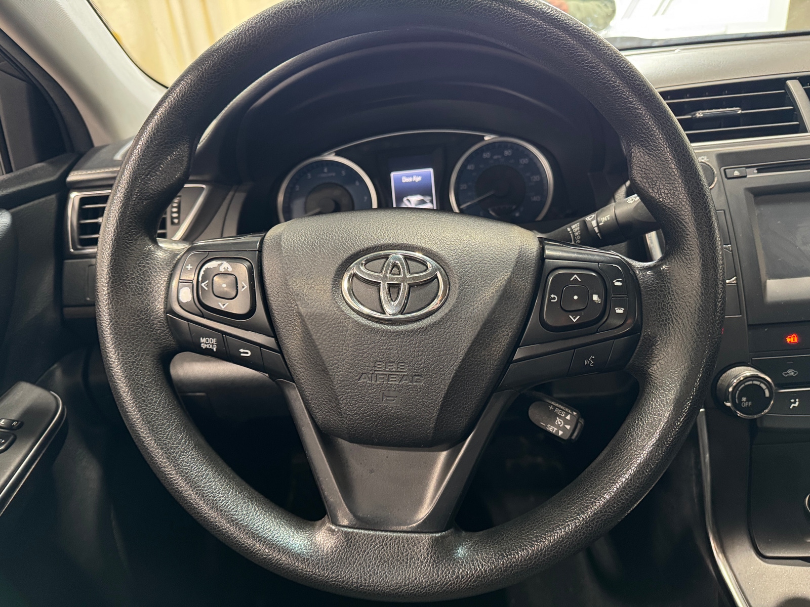 Thumbnail: 2017 Toyota Camry - 5