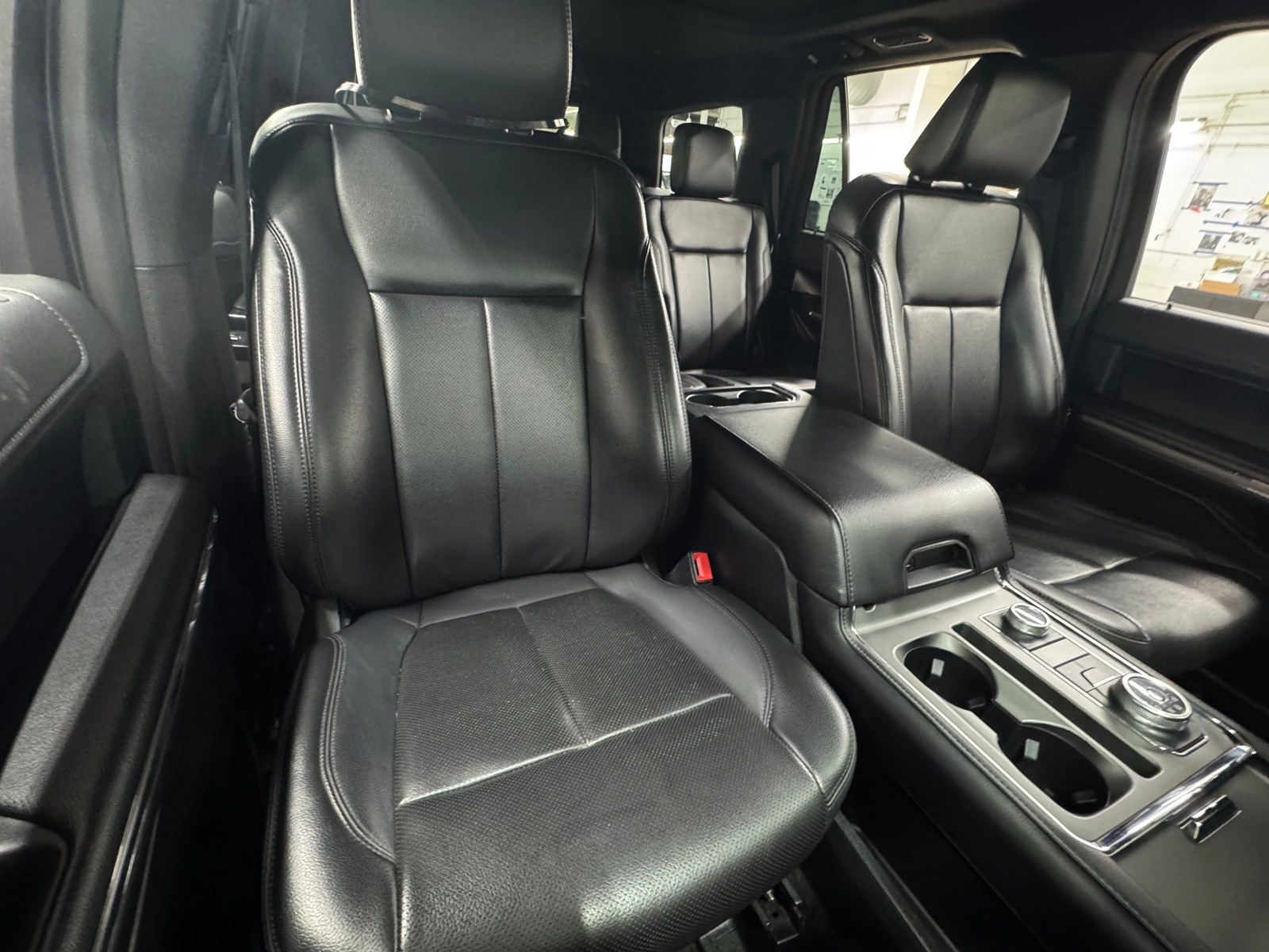 Thumbnail: 2021 Ford Expedition - 2