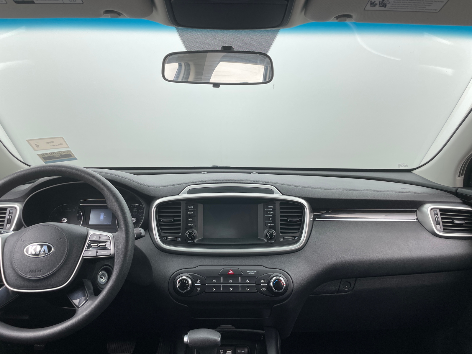 Thumbnail: 2020 Kia Sorento - 2