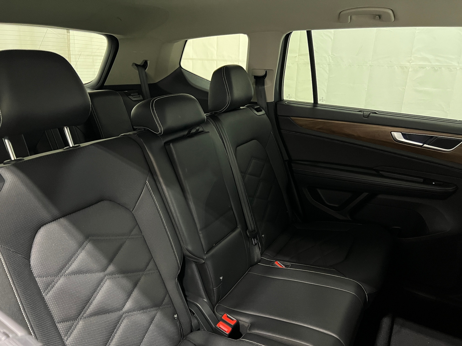 Thumbnail: 2025 Volkswagen Atlas - 5