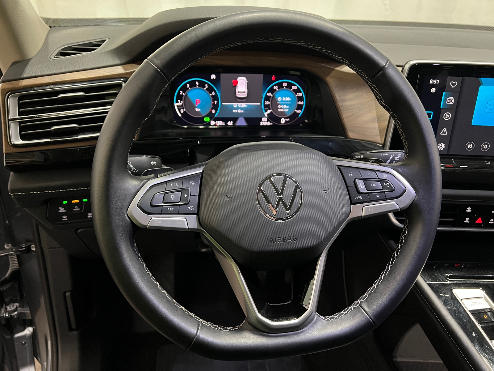 Thumbnail: 2025 Volkswagen Atlas - 4