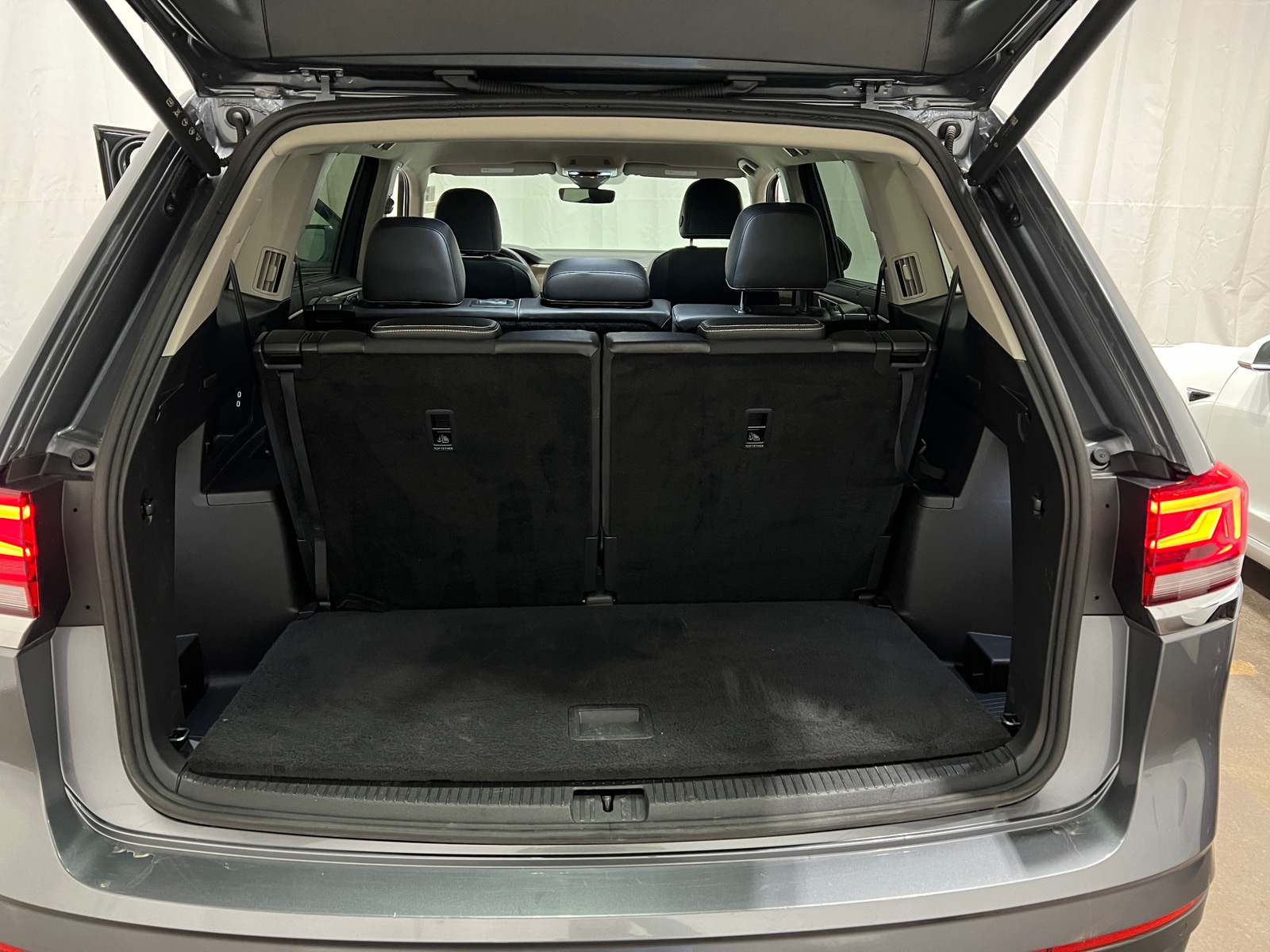 Thumbnail: 2025 Volkswagen Atlas - 6