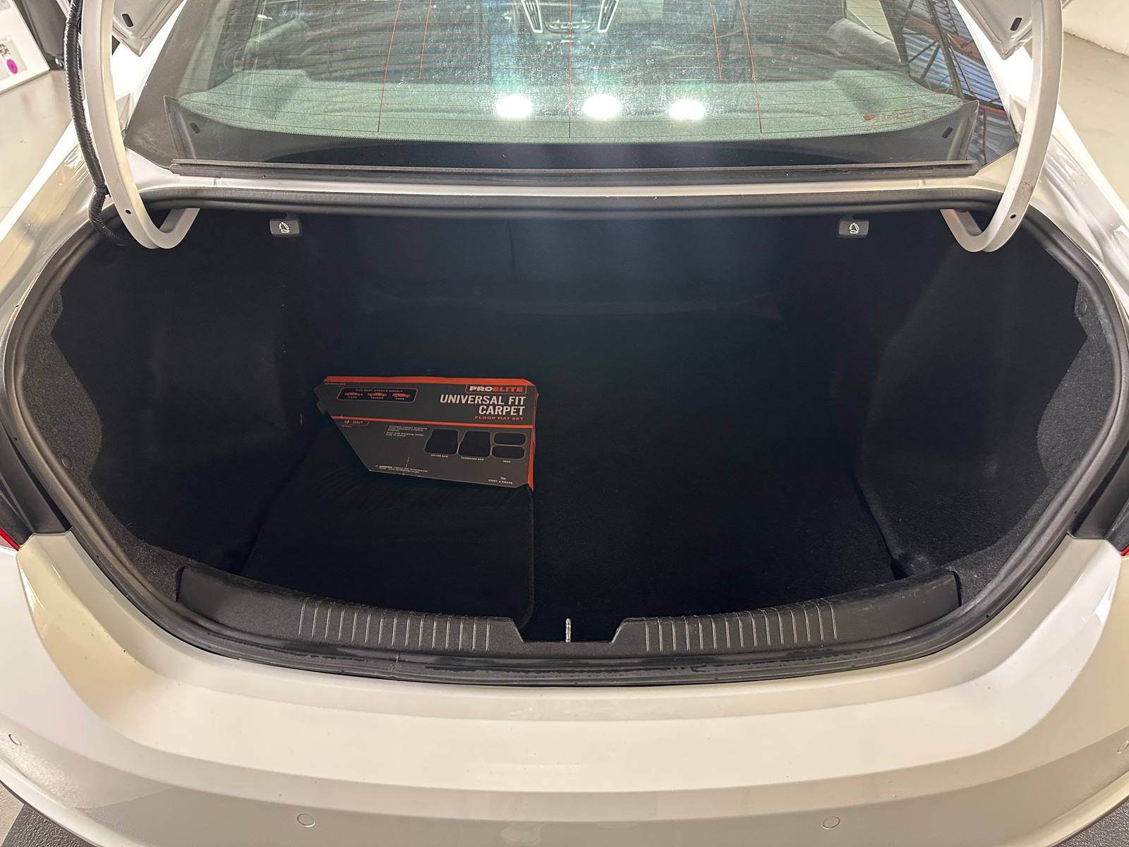 Thumbnail: 2024 Chevrolet Malibu - 7