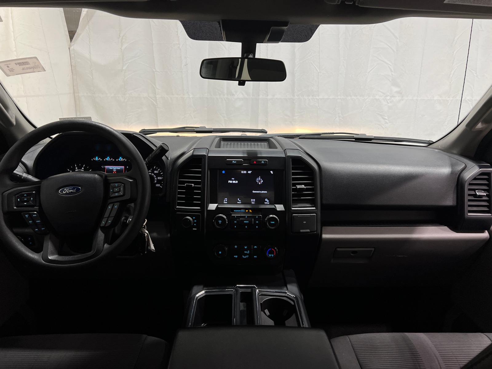 Thumbnail: 2019 Ford Econoline - 3