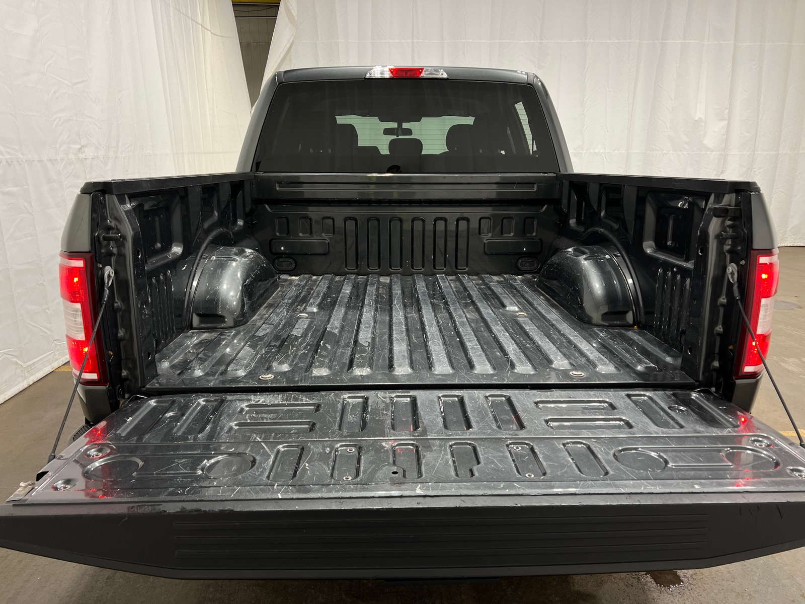 Thumbnail: 2019 Ford Econoline - 7