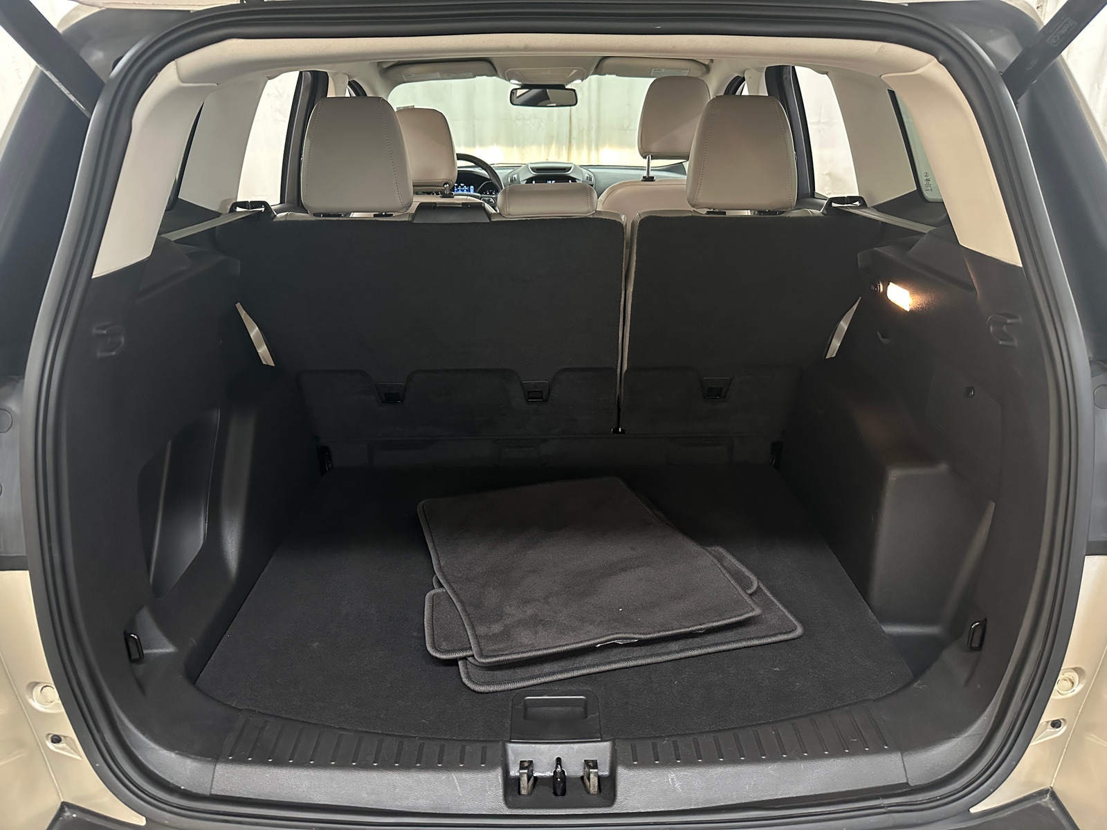 Thumbnail: 2018 Ford Escape - 6