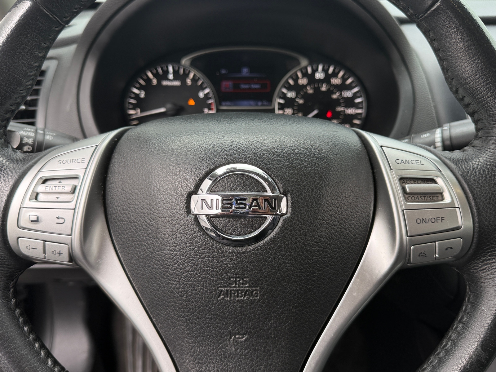 Thumbnail: 2016 Nissan Altima - 5