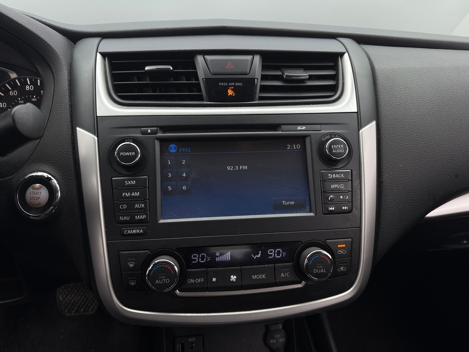 Thumbnail: 2016 Nissan Altima - 4