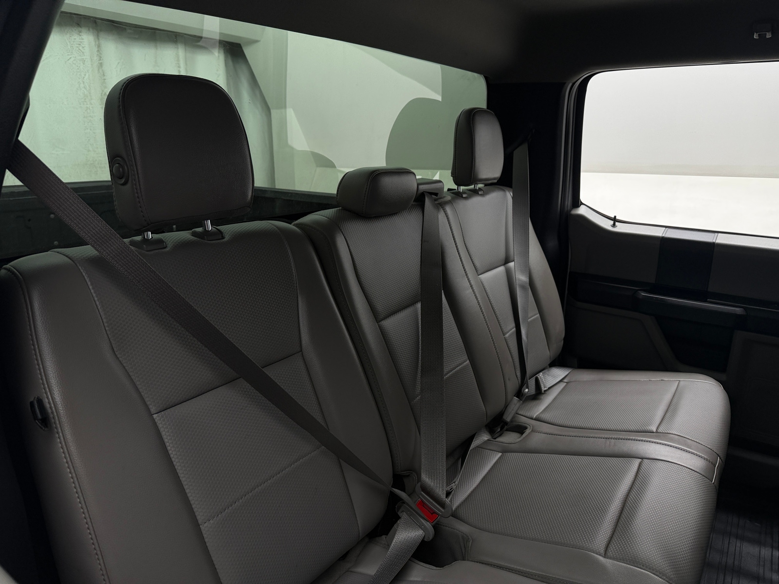 Thumbnail: 2018 Ford Econoline - 6