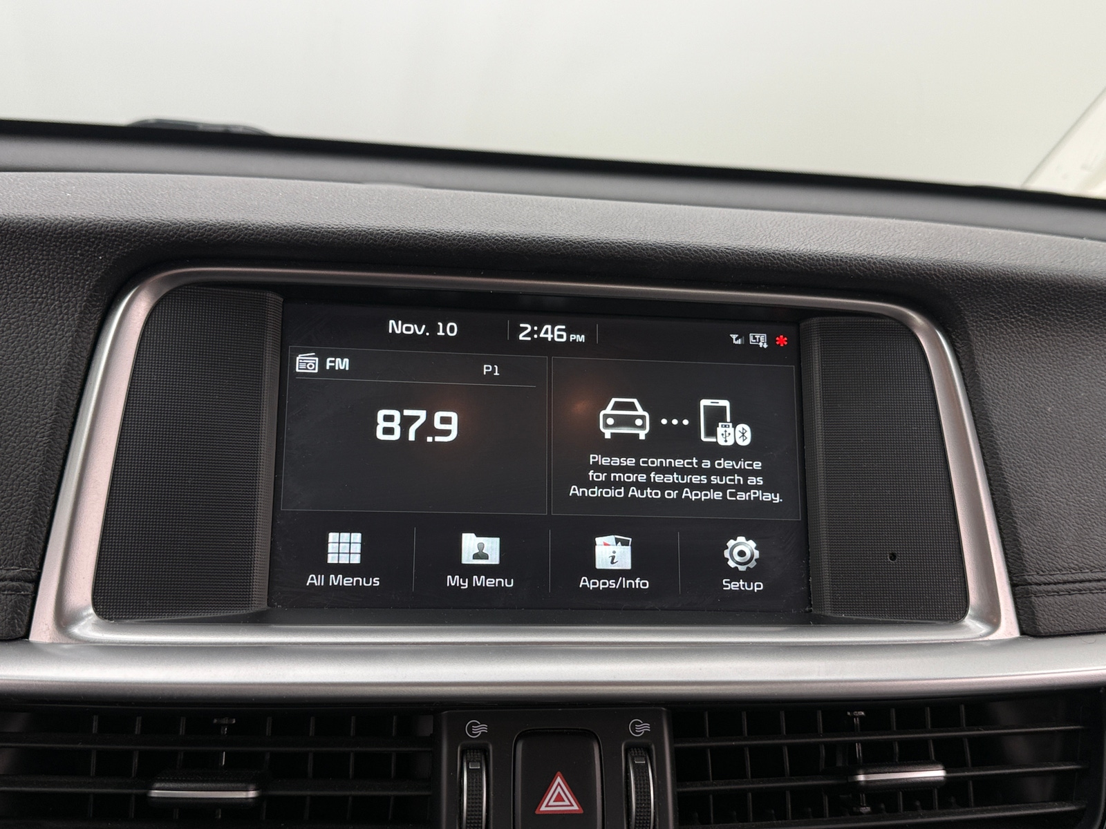 Thumbnail: 2019 Kia Optima - 3