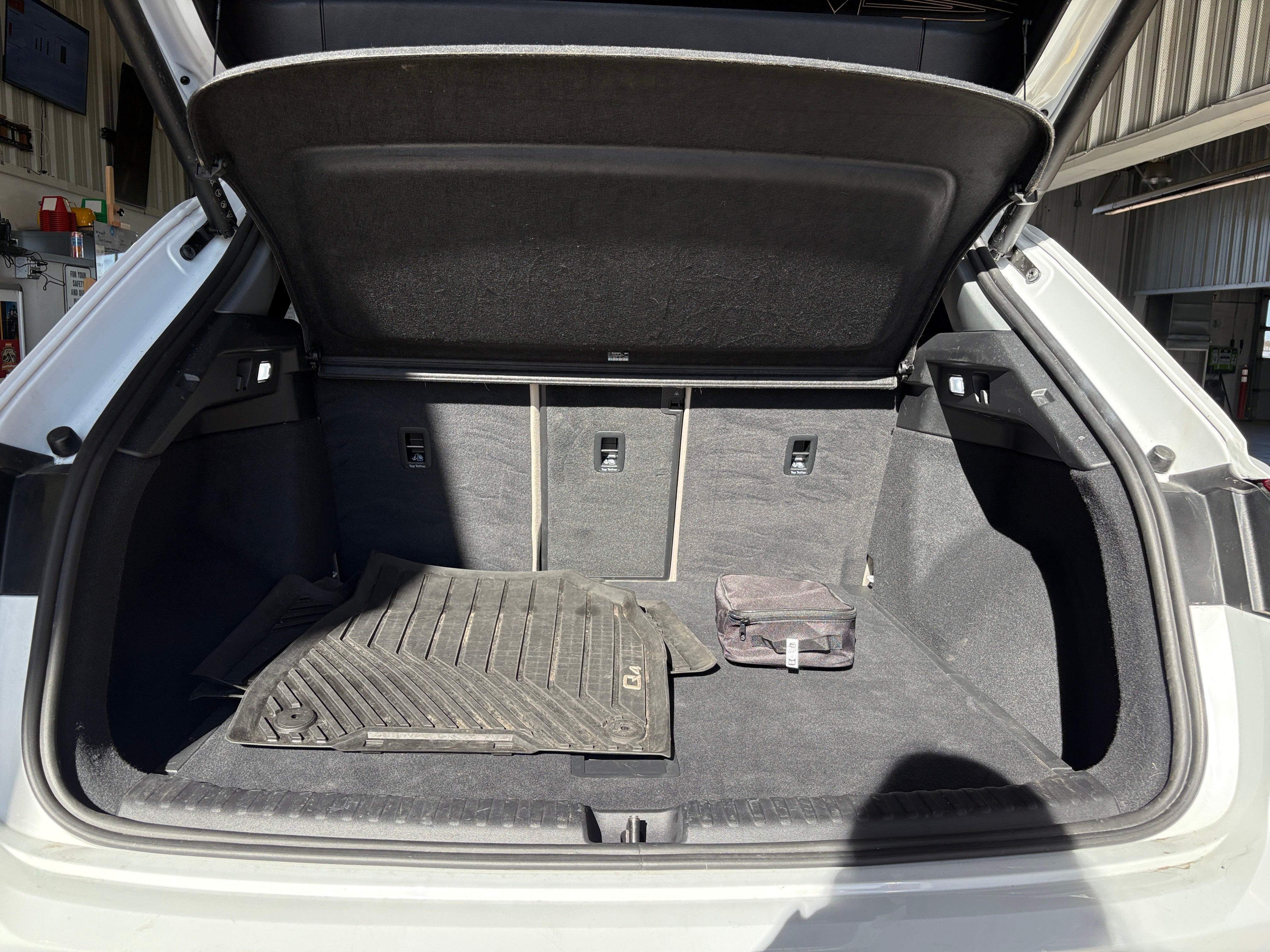 Used 2024 Audi Q4 e-tron Prestige with VIN WA1M2BFZ1RP006434 for sale in Oak Creek, WI