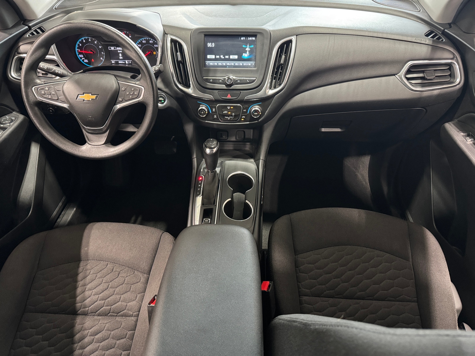 Thumbnail: 2018 Chevrolet Equinox - 3