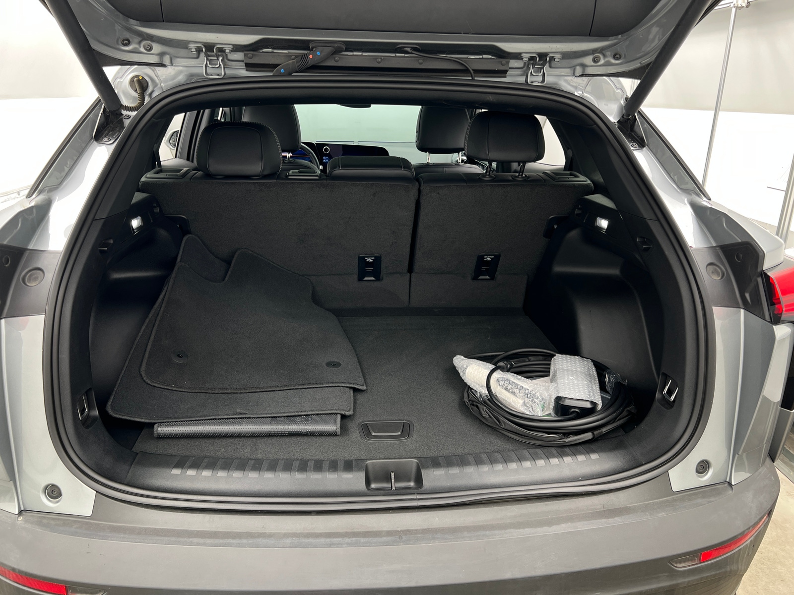 Thumbnail: 2025 Chevrolet Blazer EV - 6