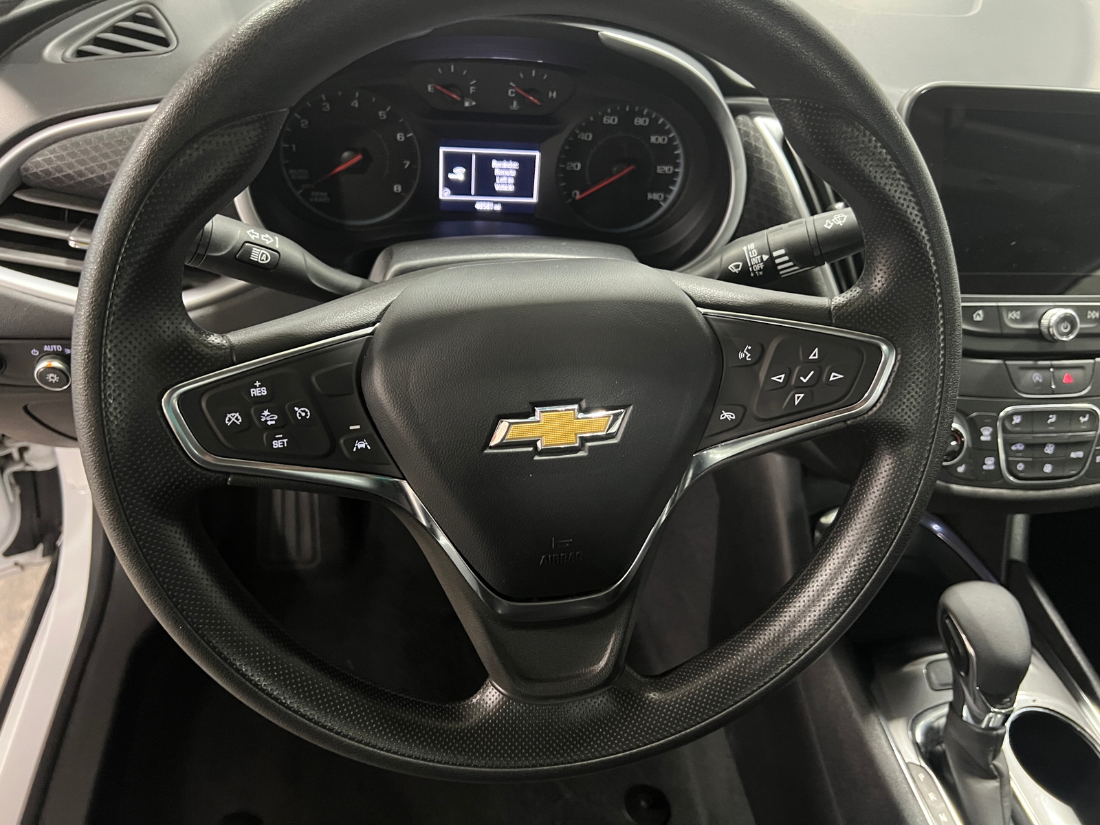 Thumbnail: 2023 Chevrolet Malibu - 5