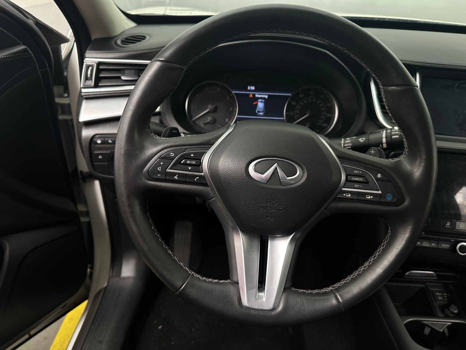 Thumbnail: 2021 INFINITI QX50 - 4