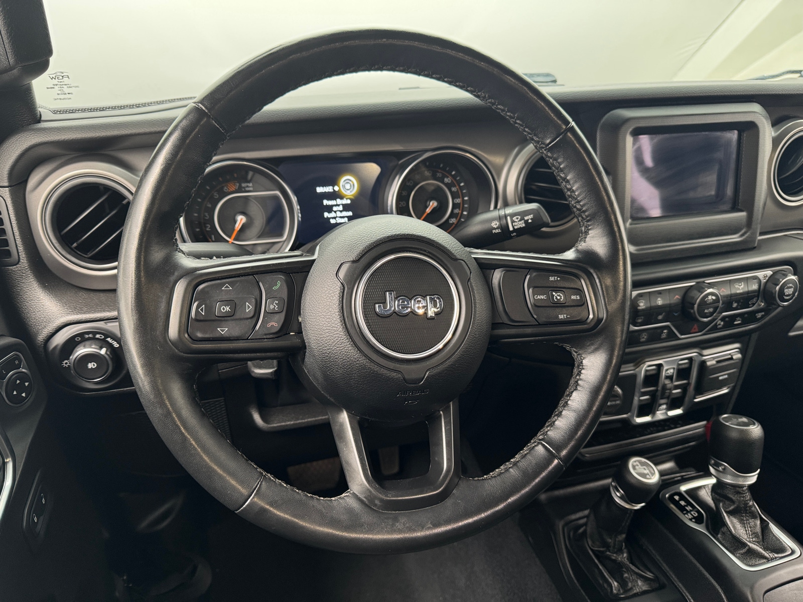 Thumbnail: 2022 Jeep Wrangler - 5