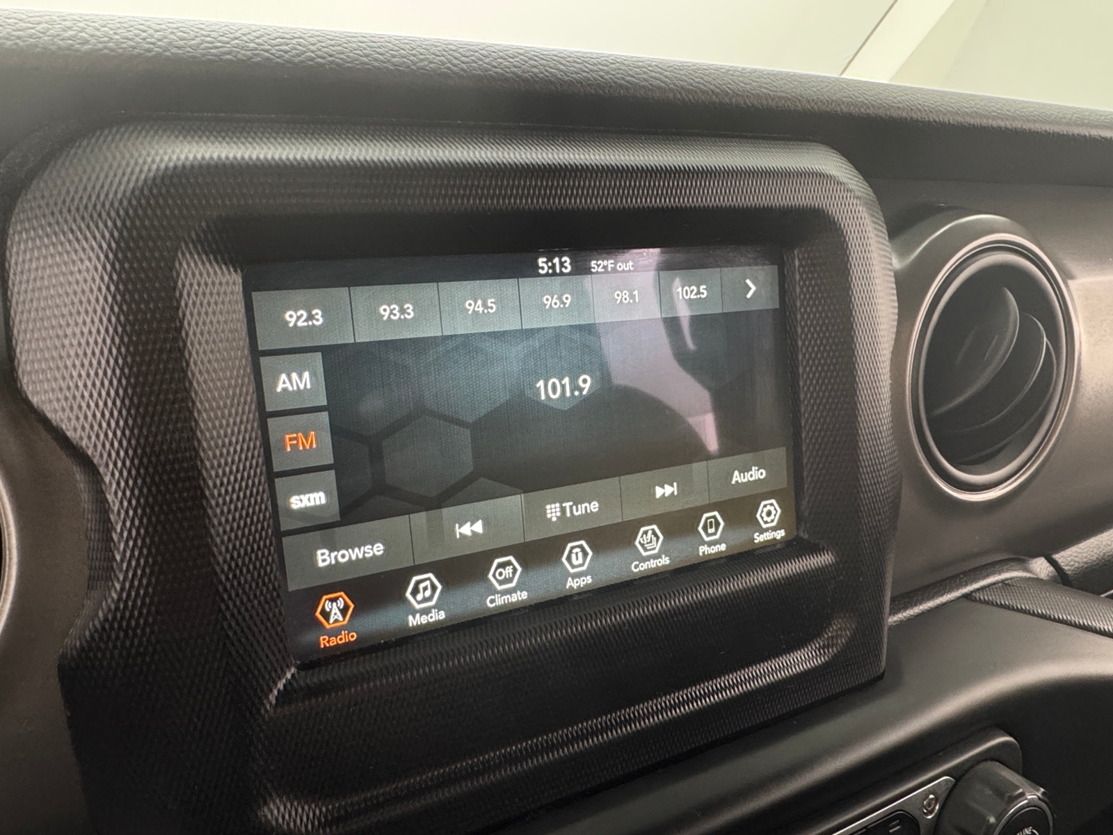 Thumbnail: 2022 Jeep Wrangler - 4