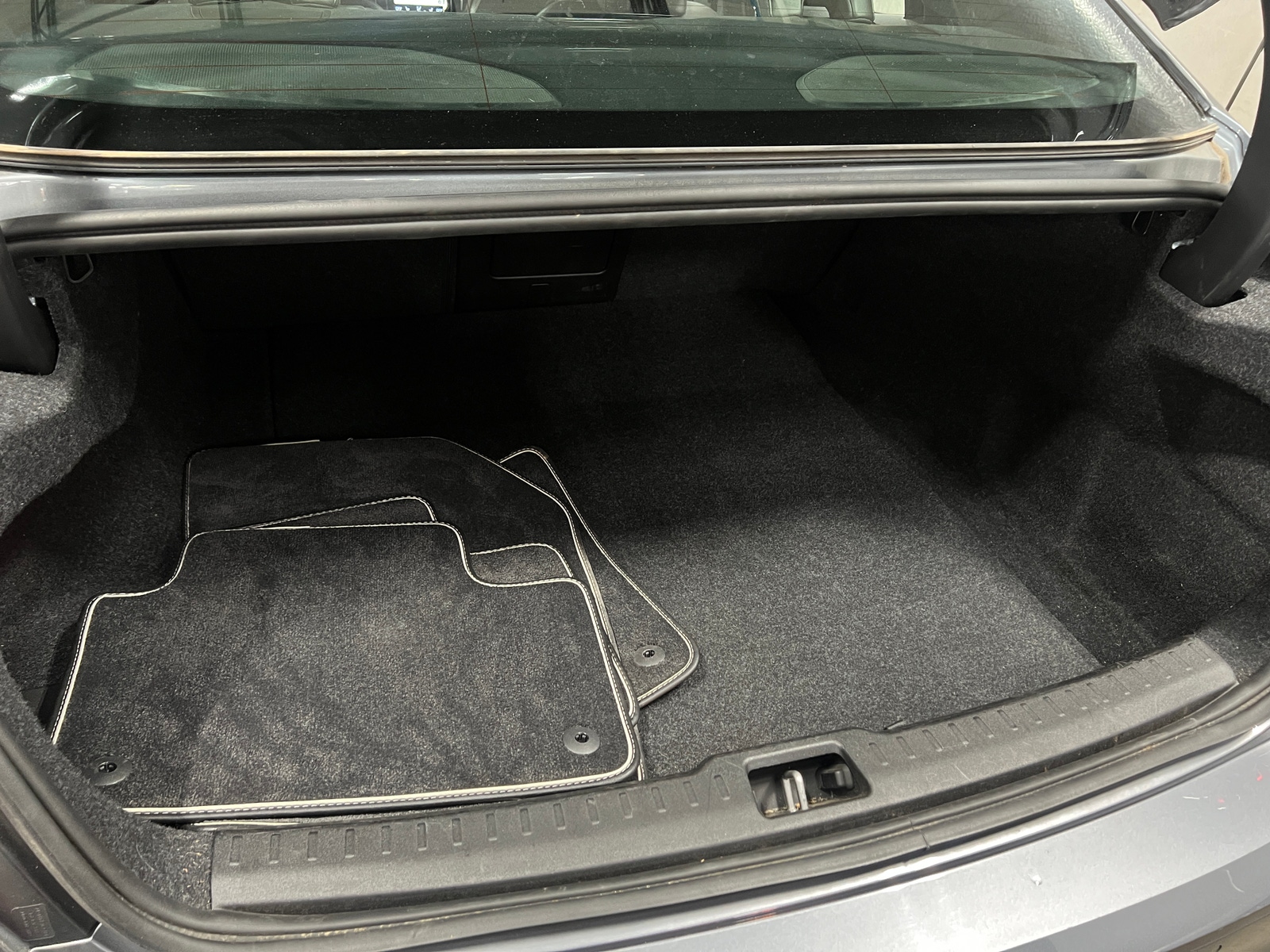 Thumbnail: 2021 Volvo S60 - 6