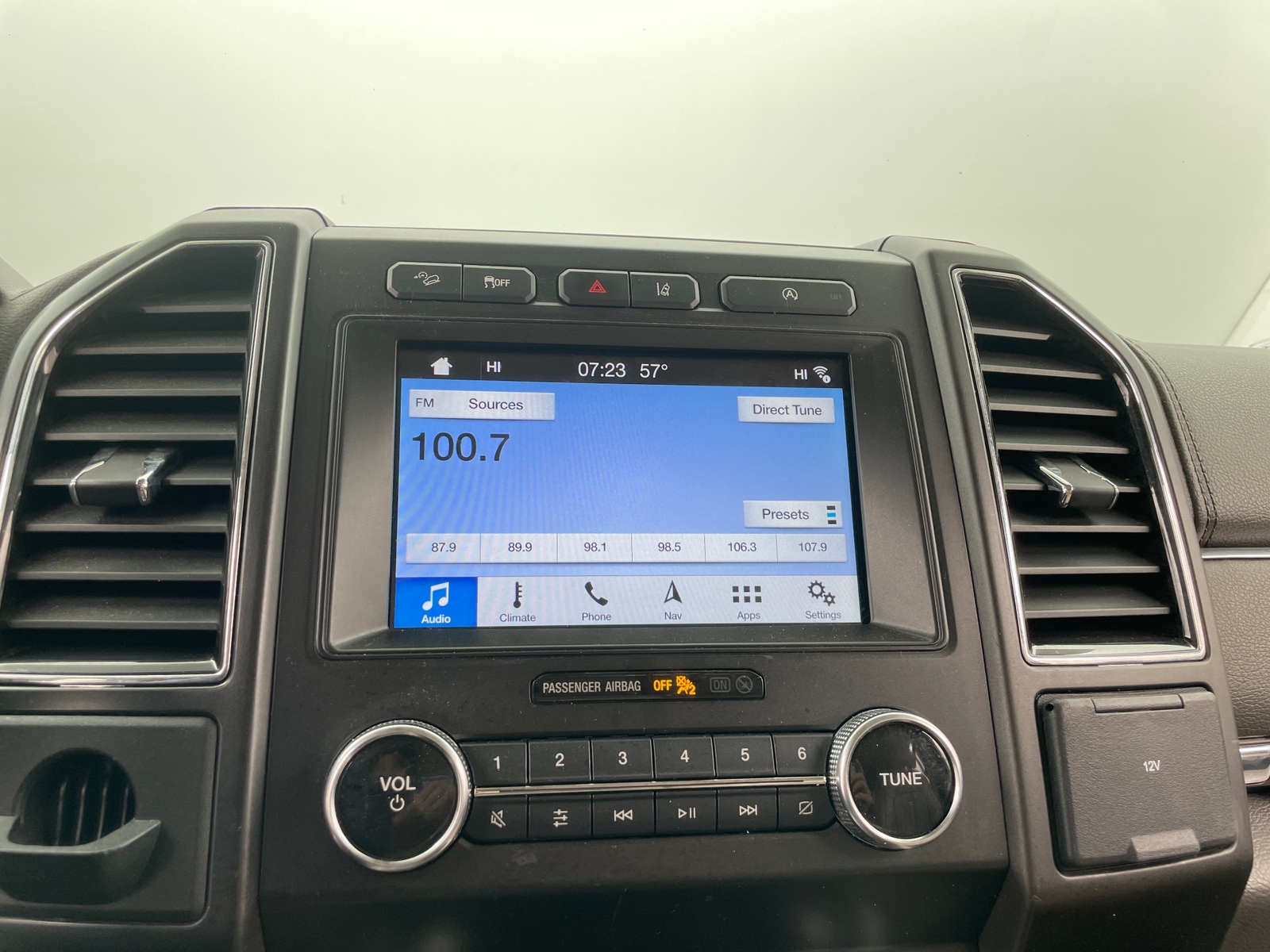 Thumbnail: 2019 Ford Expedition - 3