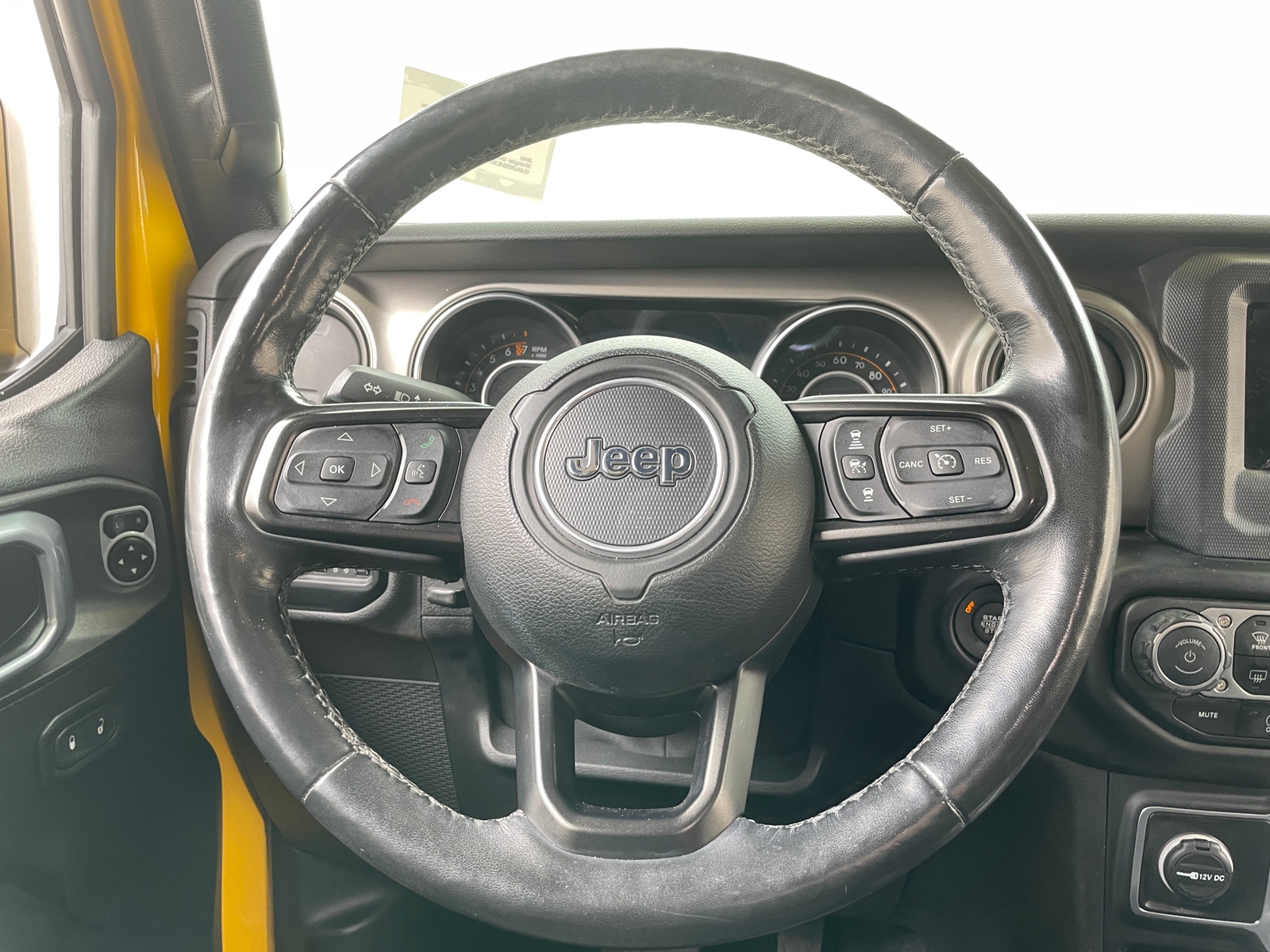 Thumbnail: 2020 Jeep Wrangler - 5