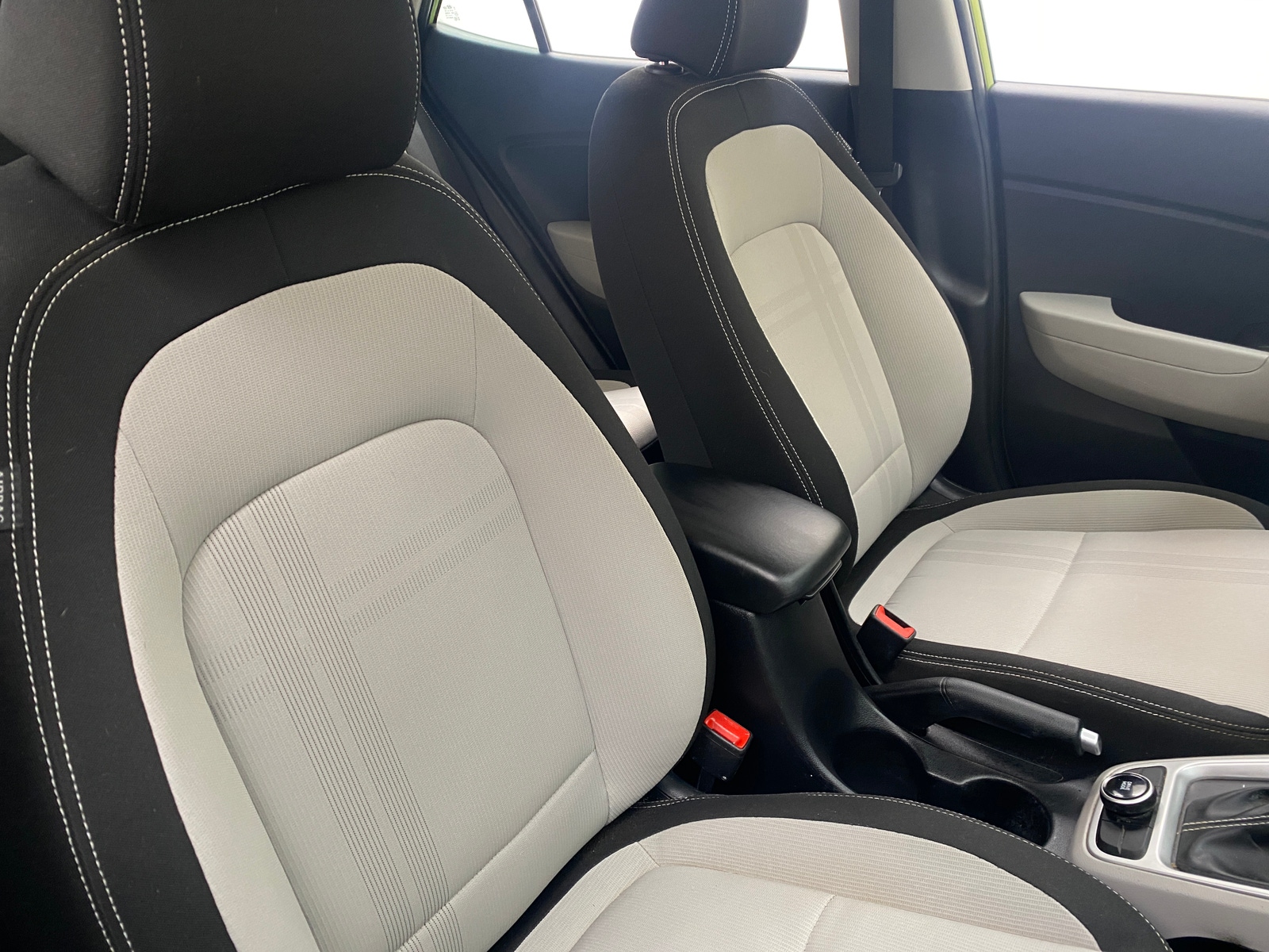 Thumbnail: 2024 Hyundai Venue - 2