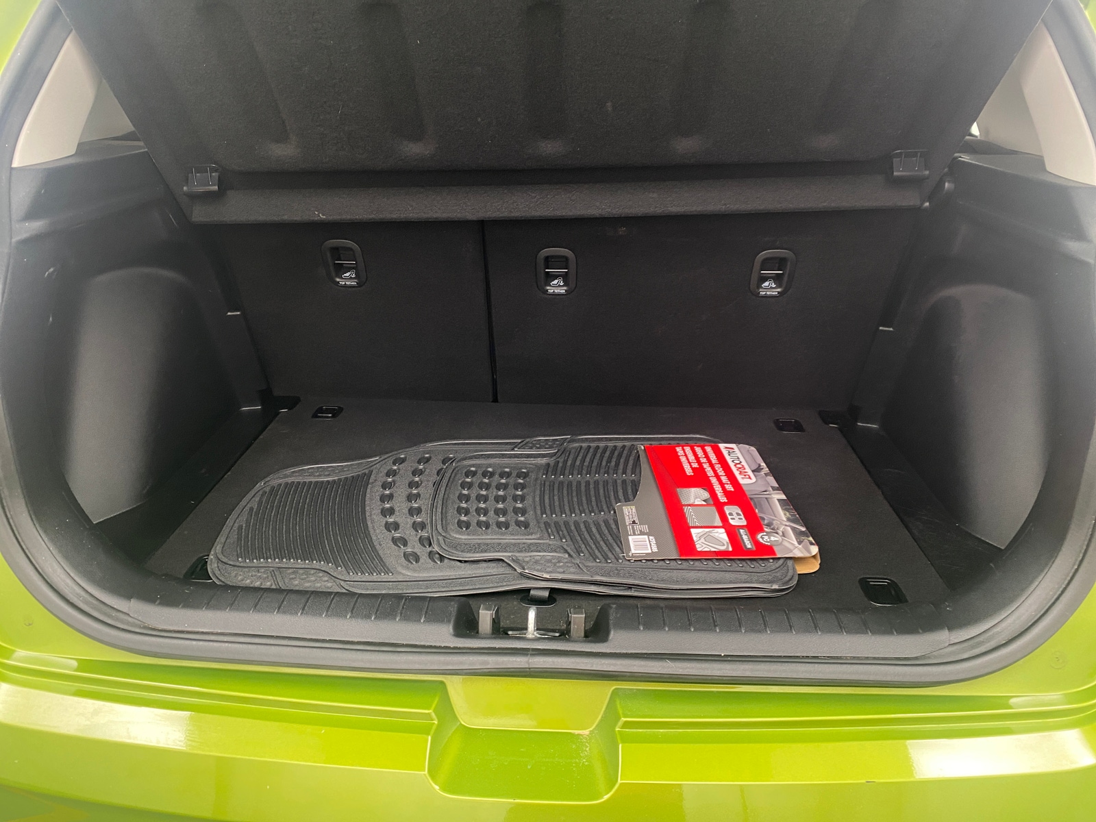 Thumbnail: 2024 Hyundai Venue - 7