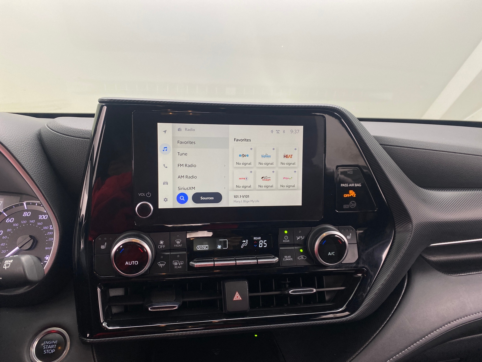 Thumbnail: 2024 Toyota Highlander - 3