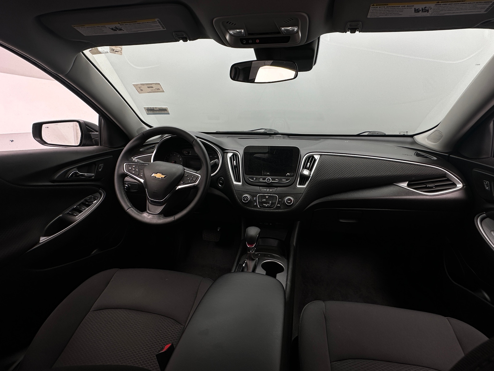 Thumbnail: 2024 Chevrolet Malibu - 3