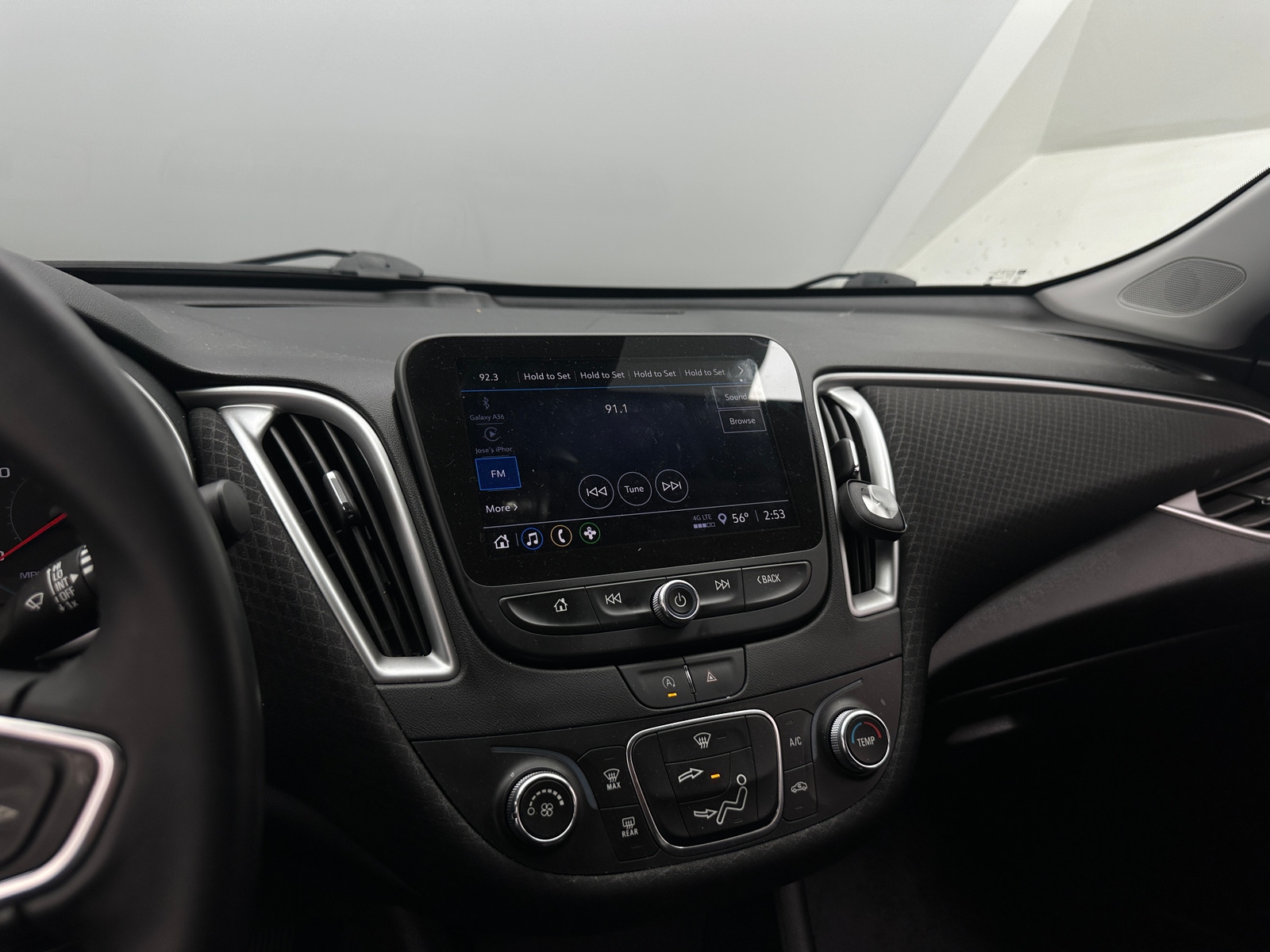 Thumbnail: 2024 Chevrolet Malibu - 4