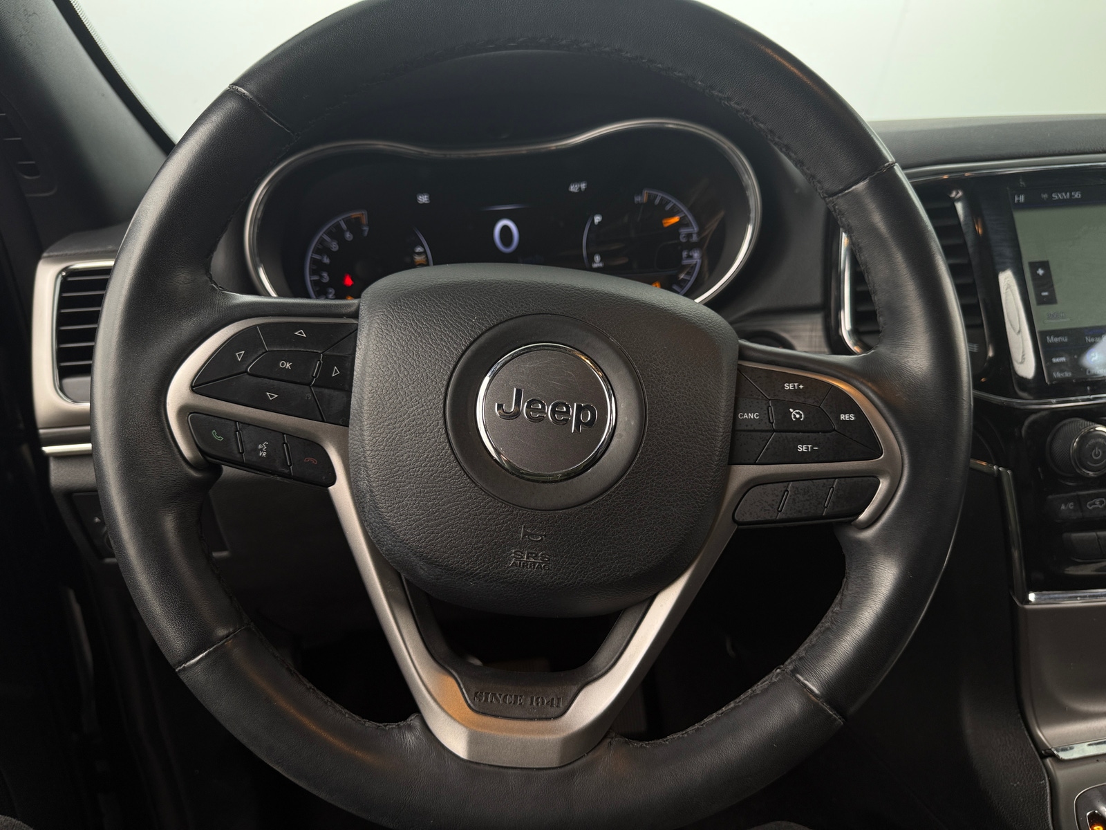 Thumbnail: 2021 Jeep Grand Cherokee - 4