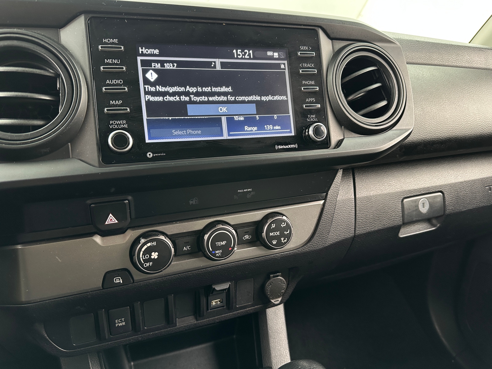 Thumbnail: 2020 Toyota Tacoma - 4