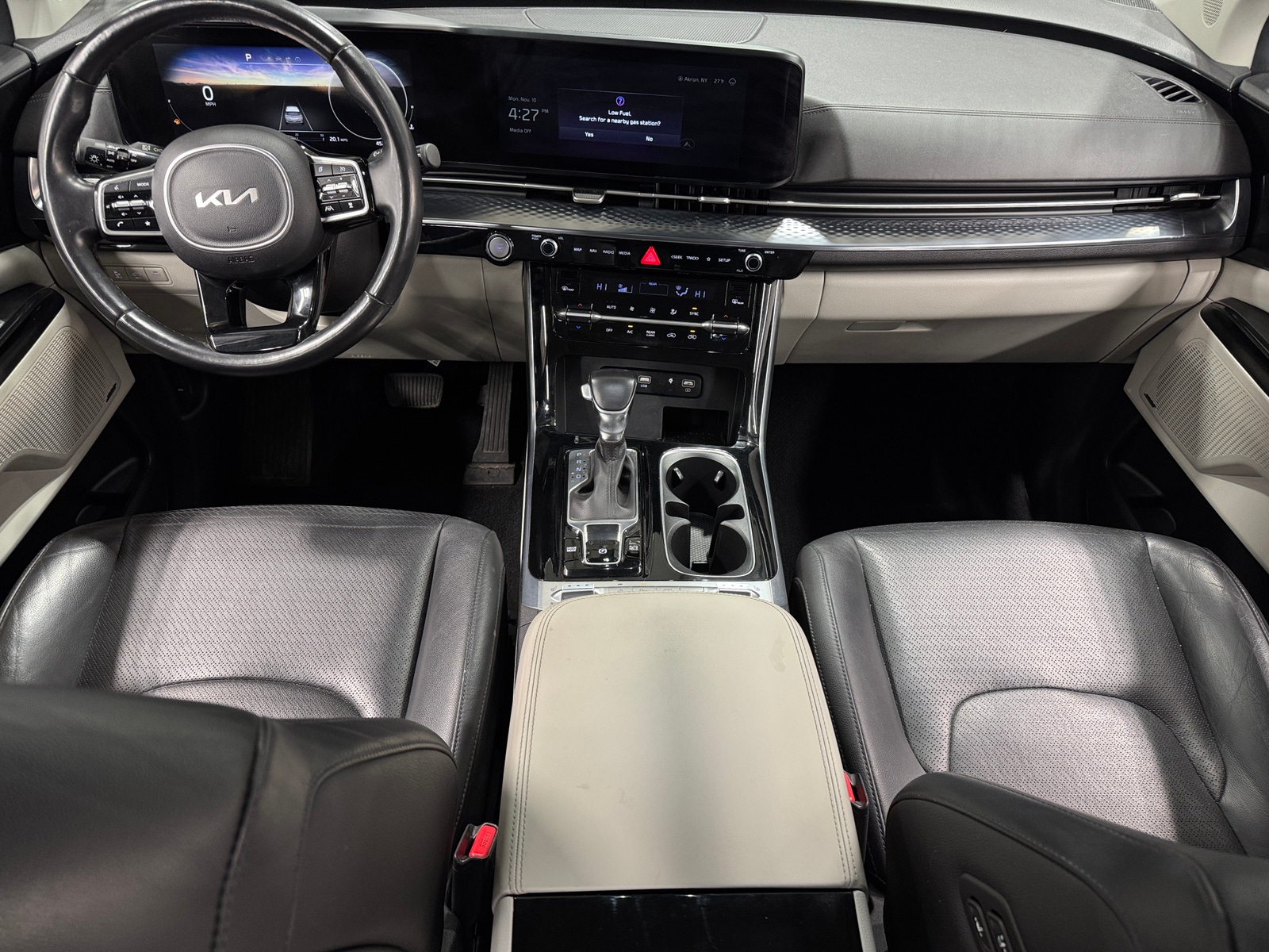 Thumbnail: 2022 Kia Carnival - 2