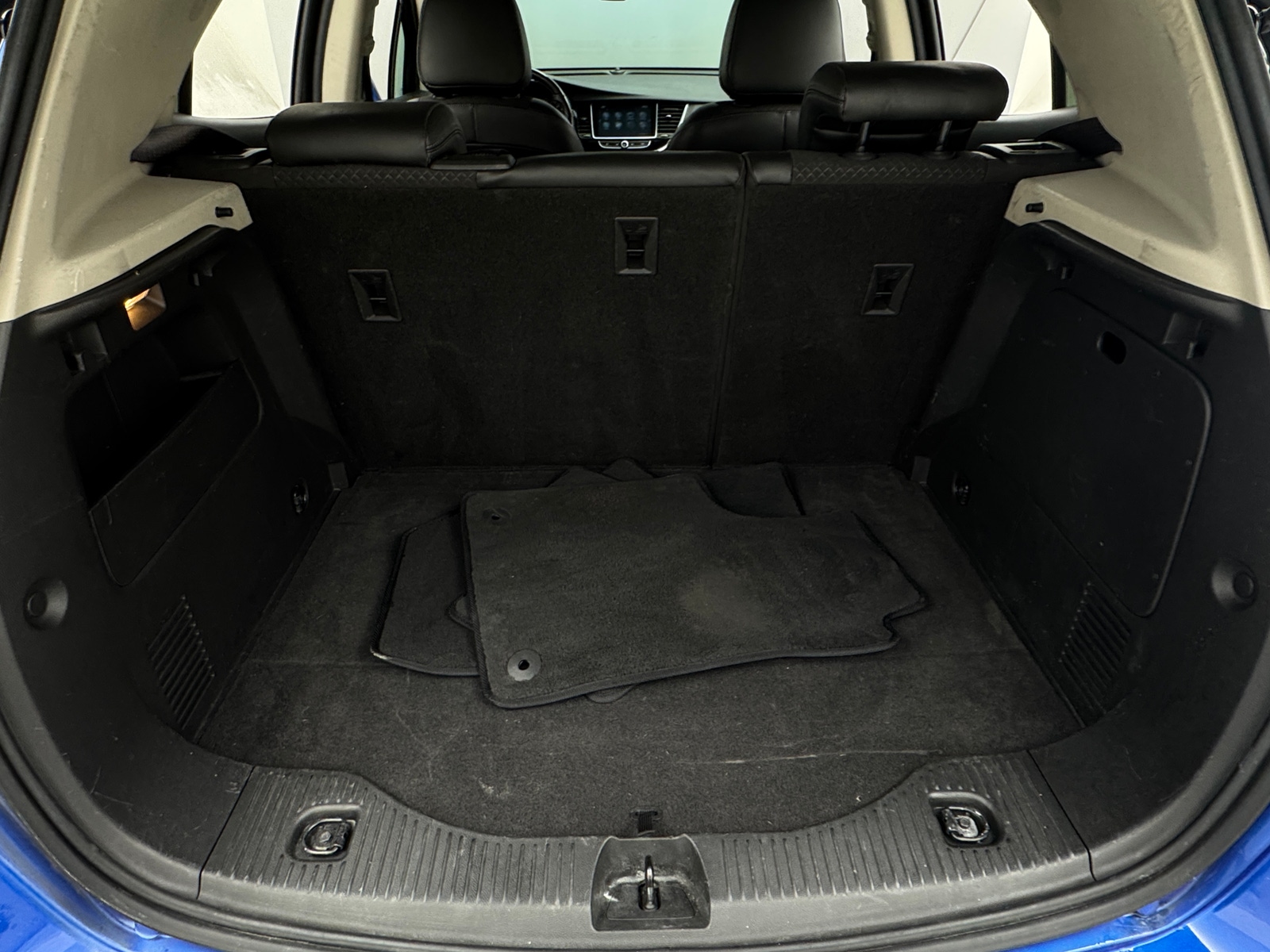 Thumbnail: 2018 Buick Encore - 7