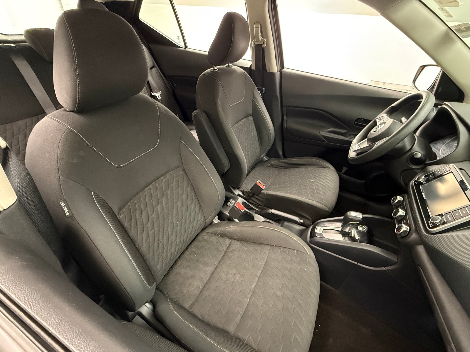 Thumbnail: 2021 Nissan Kicks - 2