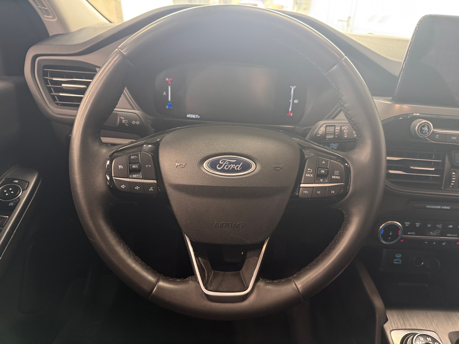 Thumbnail: 2023 Ford Escape - 5