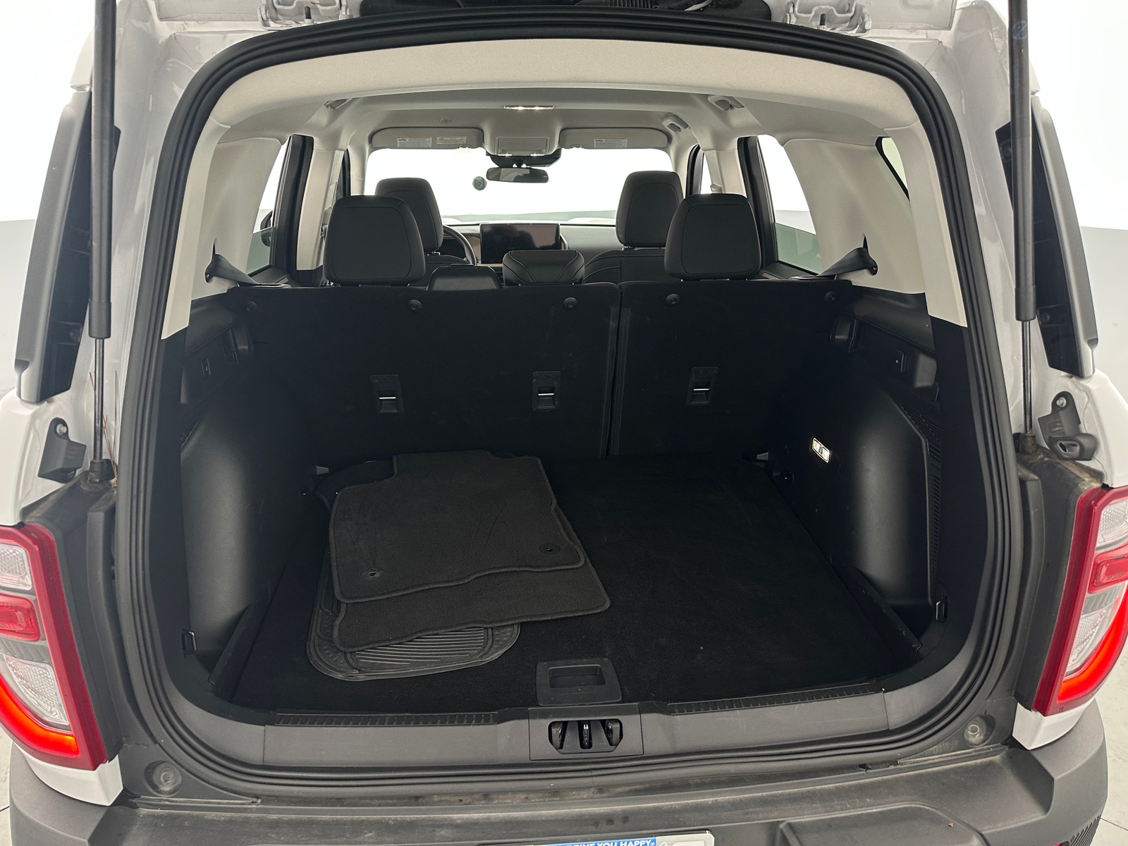 Thumbnail: 2025 Ford Bronco Sport - 7