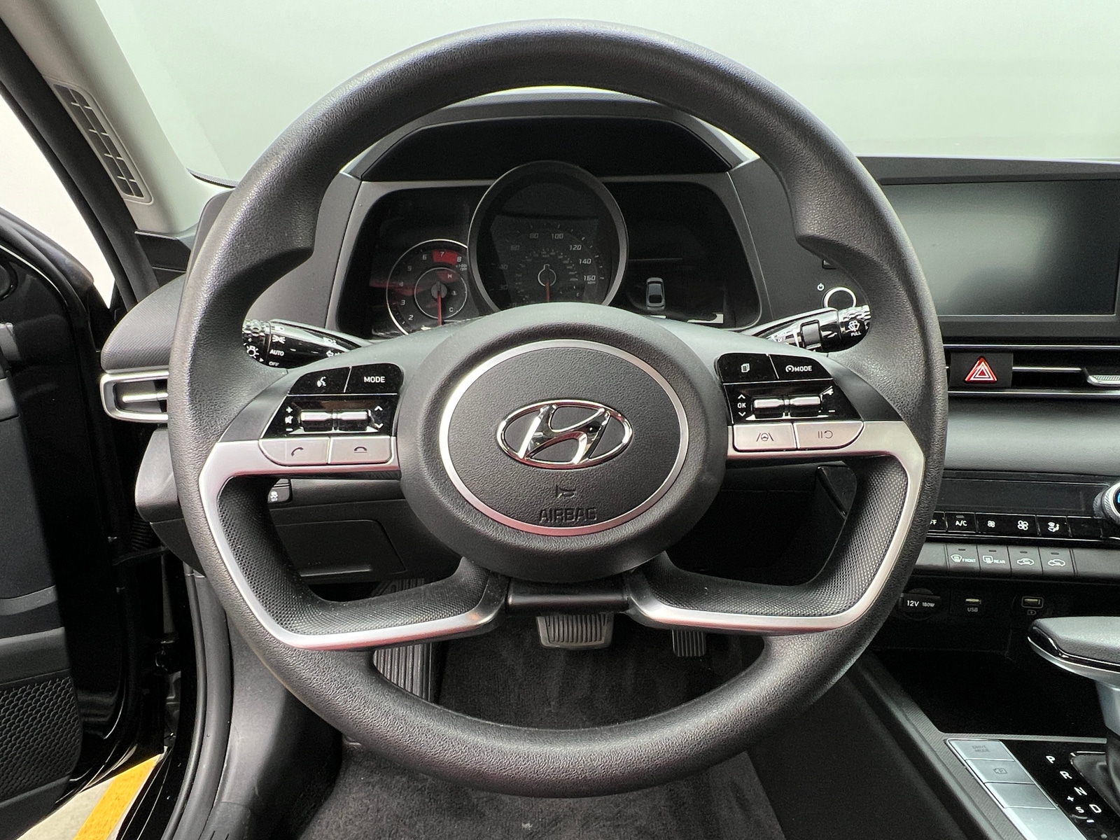 Thumbnail: 2022 Hyundai Elantra - 5