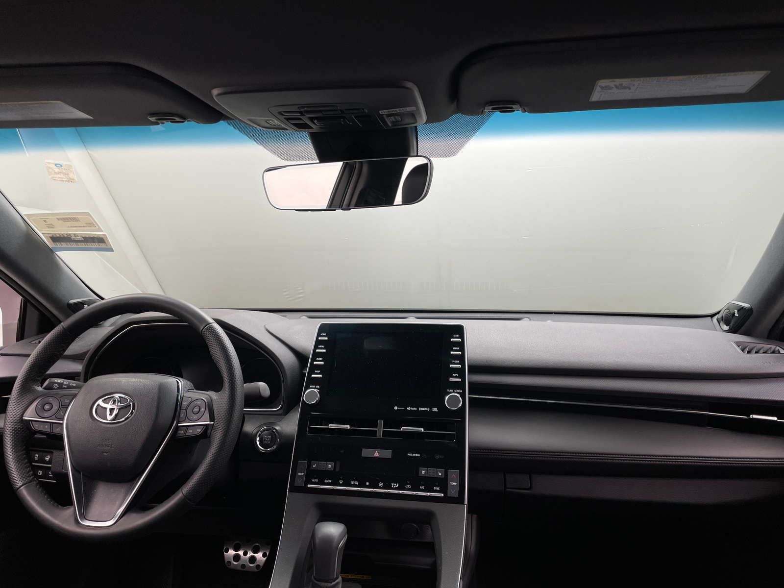 Thumbnail: 2022 Toyota Avalon - 2