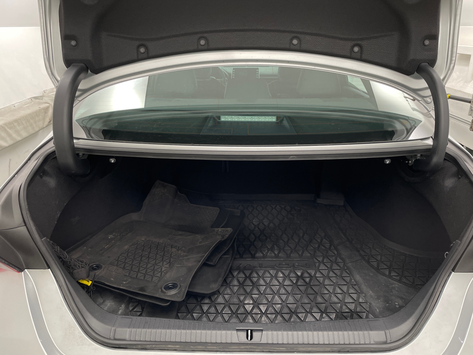 Thumbnail: 2022 Toyota Avalon - 6