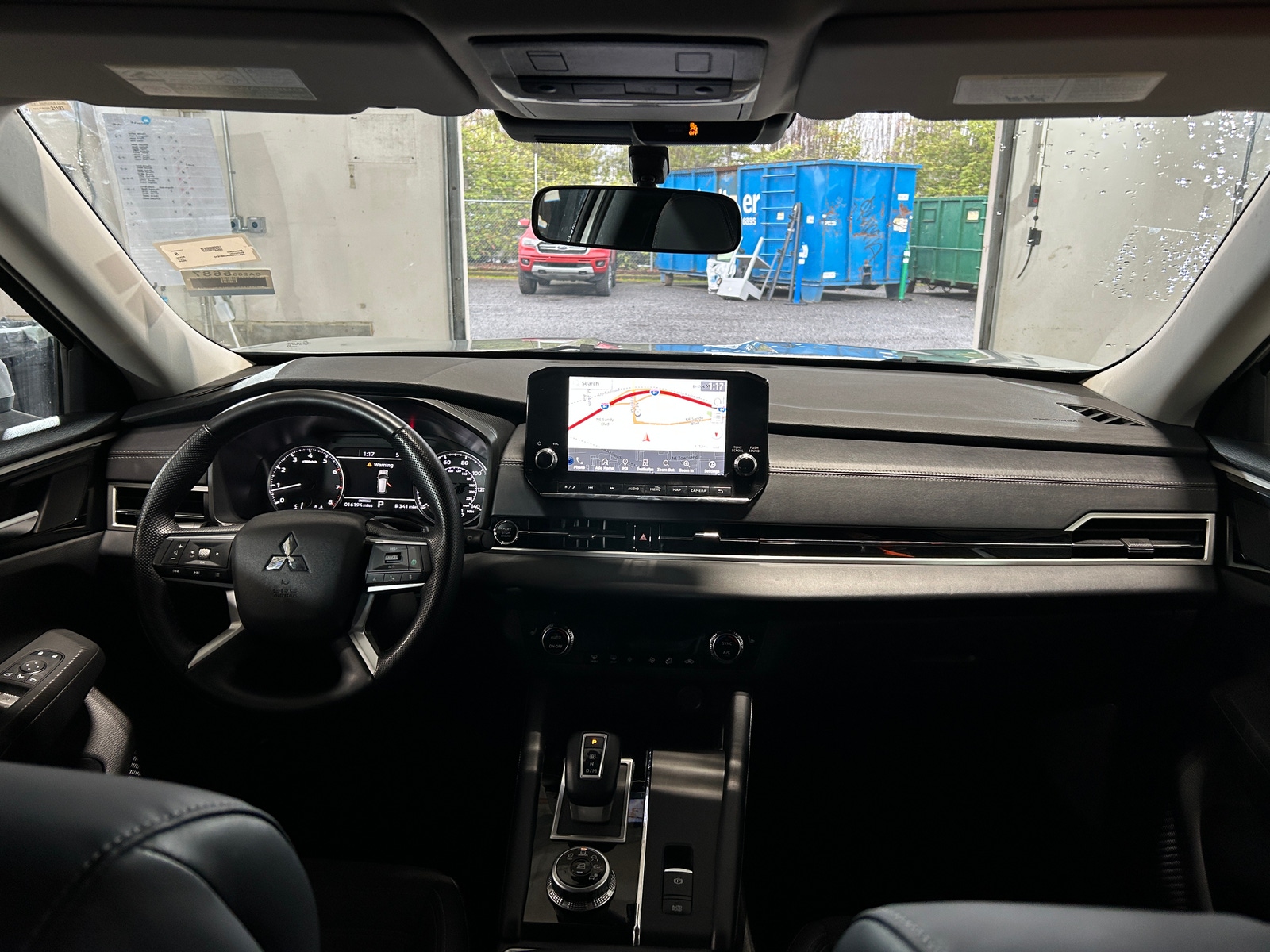 Thumbnail: 2024 Mitsubishi Outlander - 2