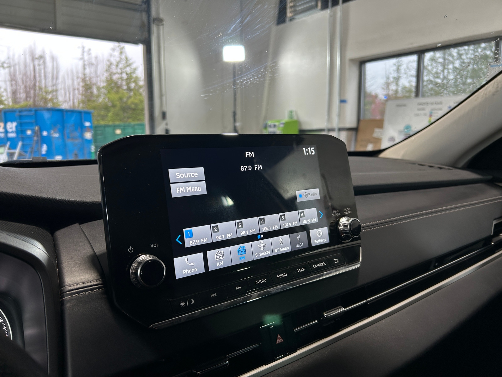 Thumbnail: 2024 Mitsubishi Outlander - 3