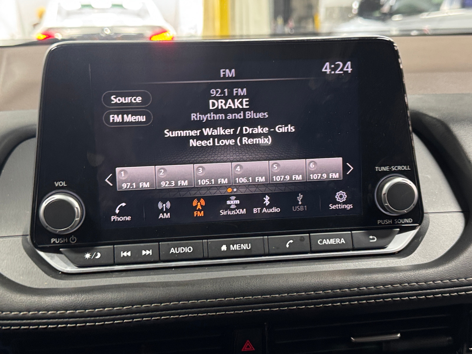 Thumbnail: 2023 Nissan Rogue - 4