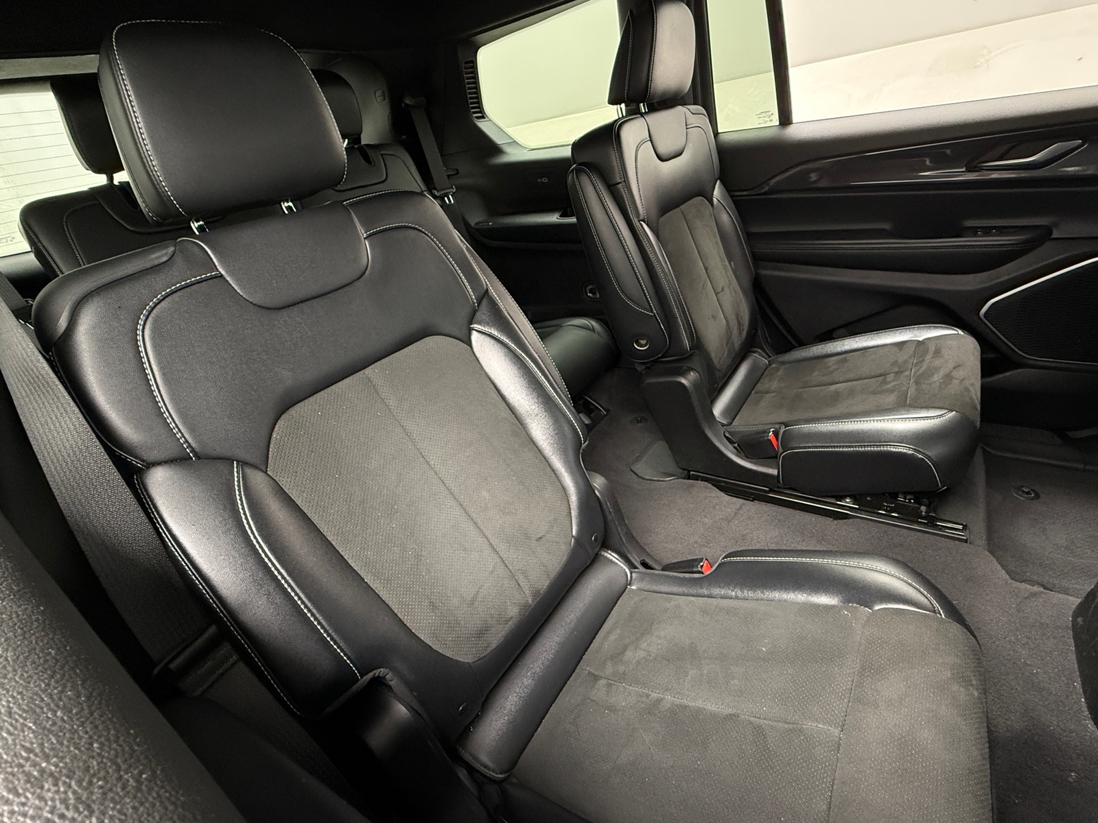 Thumbnail: 2021 Jeep Grand Cherokee L - 5