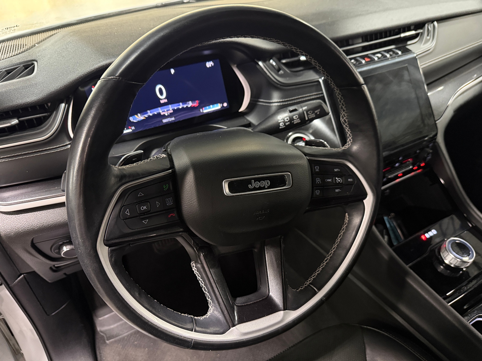 Thumbnail: 2021 Jeep Grand Cherokee L - 4