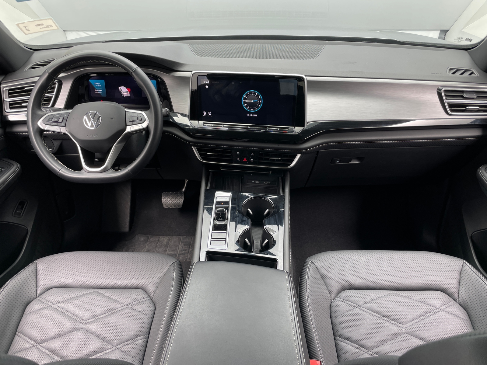 Thumbnail: 2025 Volkswagen Atlas - 2