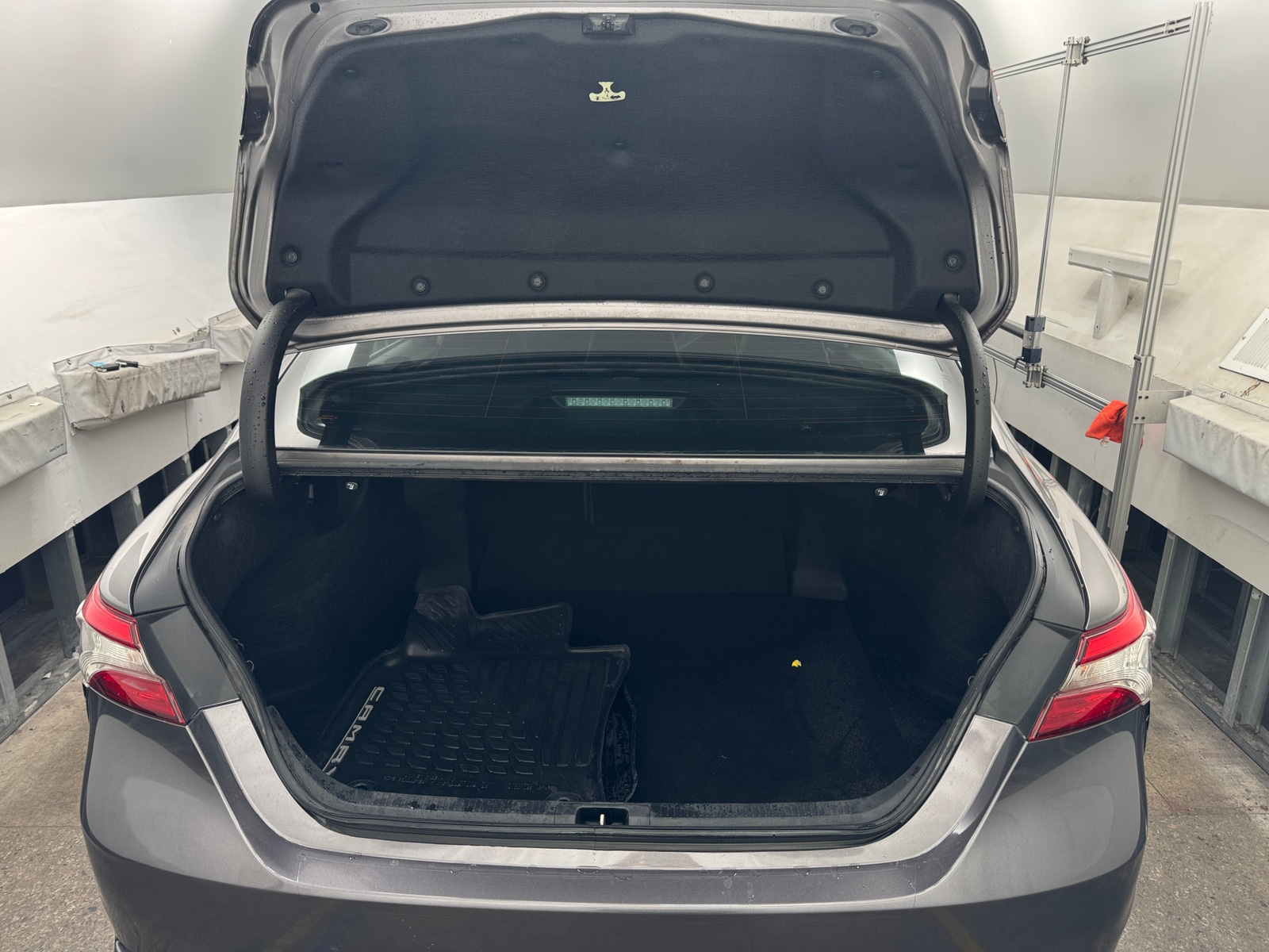 Thumbnail: 2019 Toyota Camry - 7