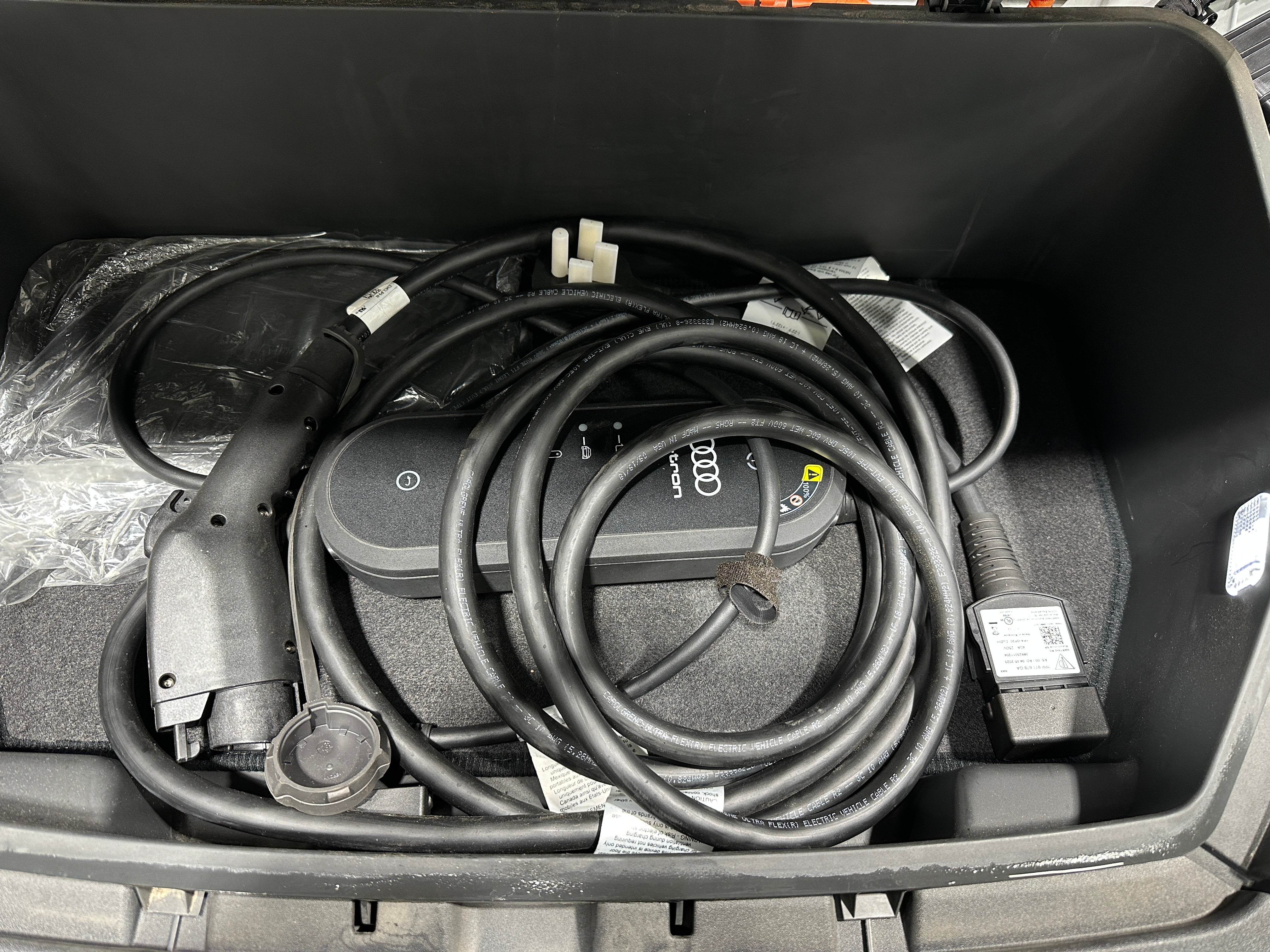 Used 2019 Audi e-tron Prestige with VIN WA1VAAGE4KB006444 for sale in Oak Creek, WI