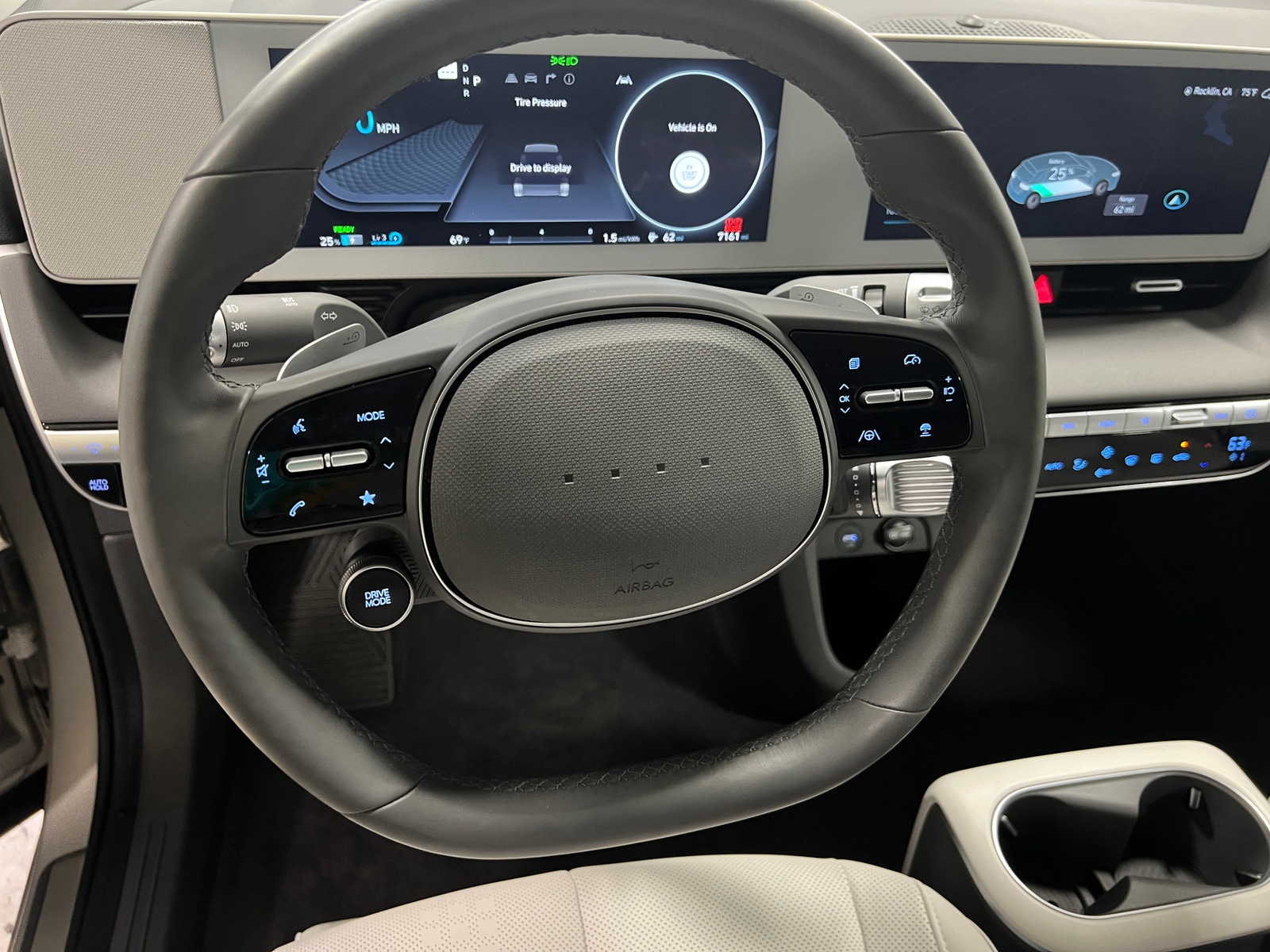 Thumbnail: 2023 Hyundai Ioniq 5 - 4