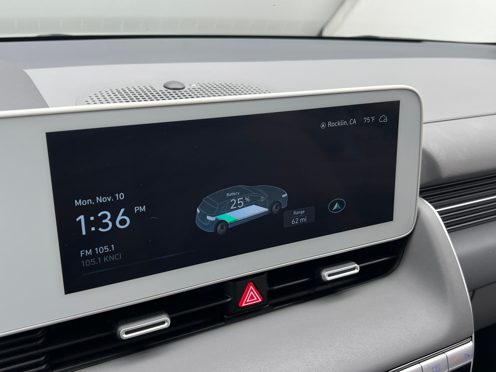 Thumbnail: 2023 Hyundai Ioniq 5 - 3