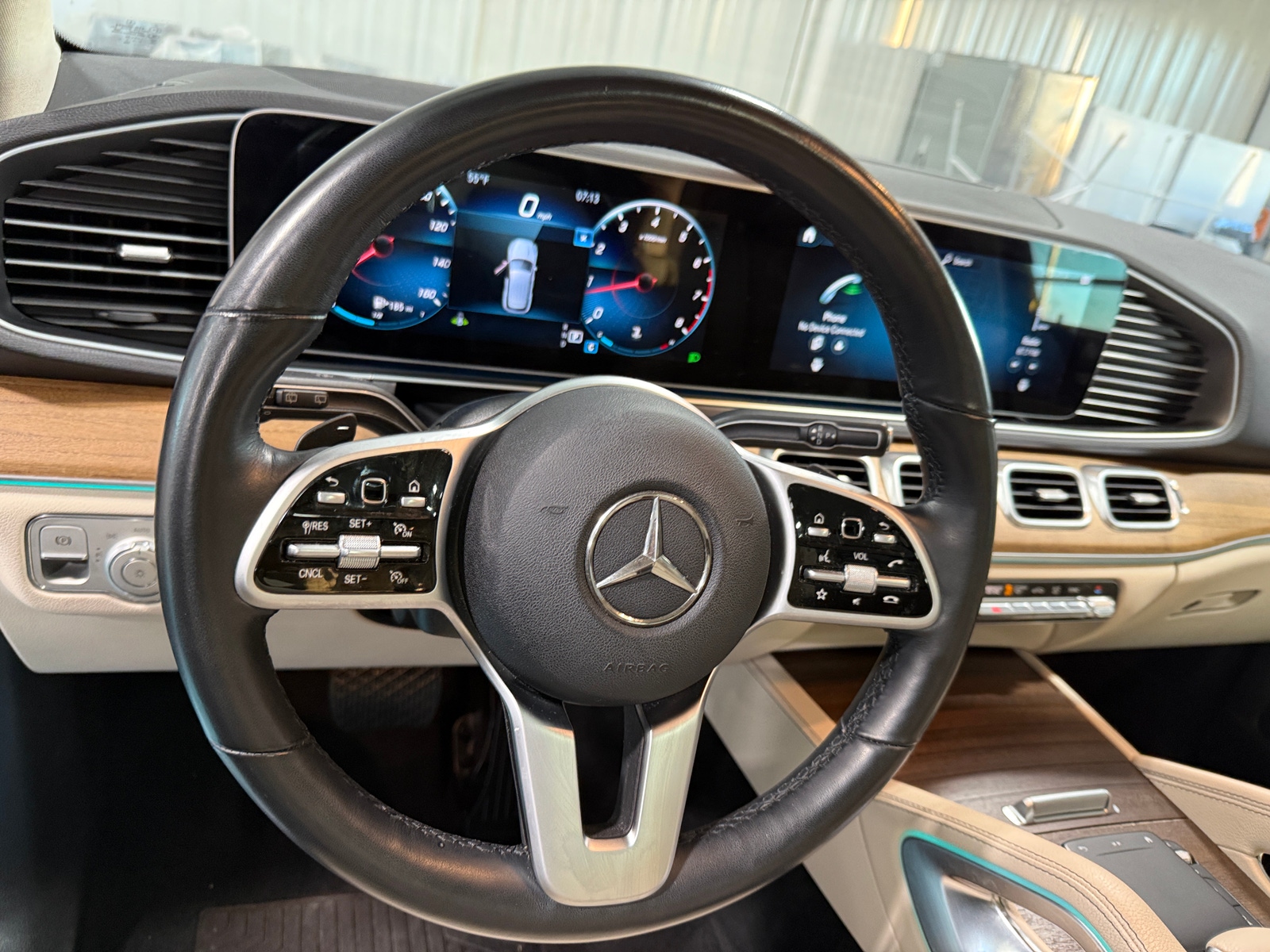 Thumbnail: 2021 Mercedes-Benz GLE - 4